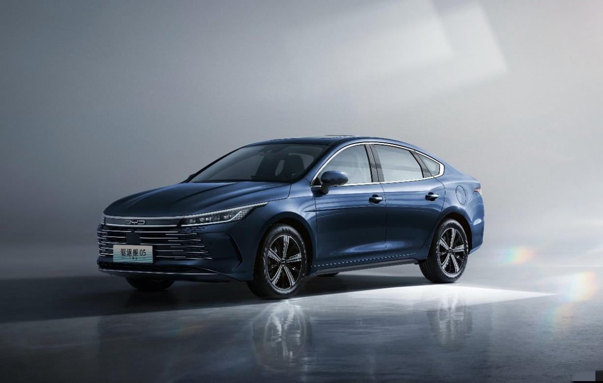 电车杀疯了，秦PLUS只要7.98万，谁还要油车？